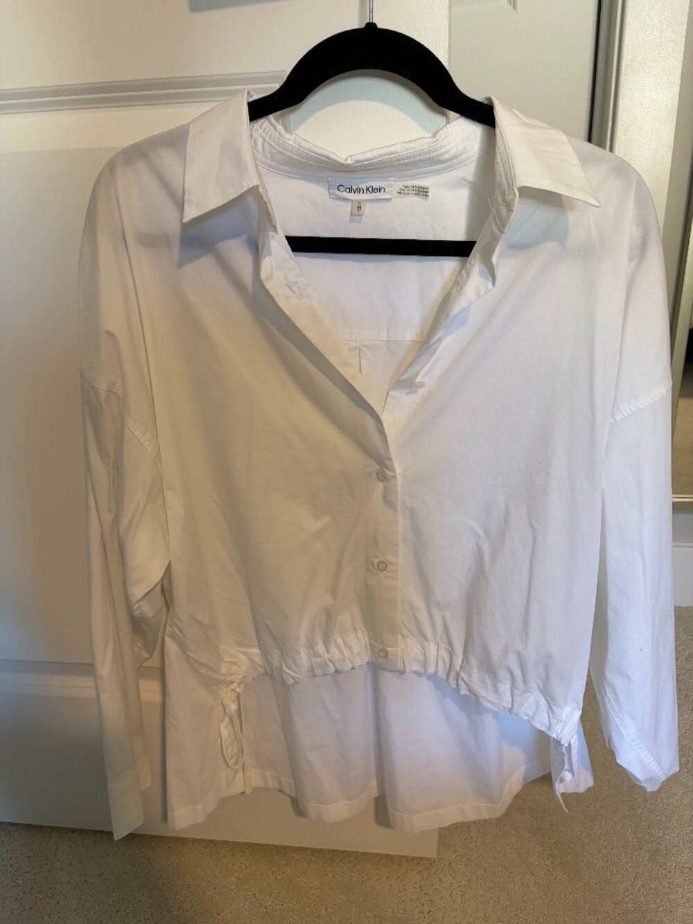 Calvin Klein White Cropped Cinched Button Down Shirt Size Medium